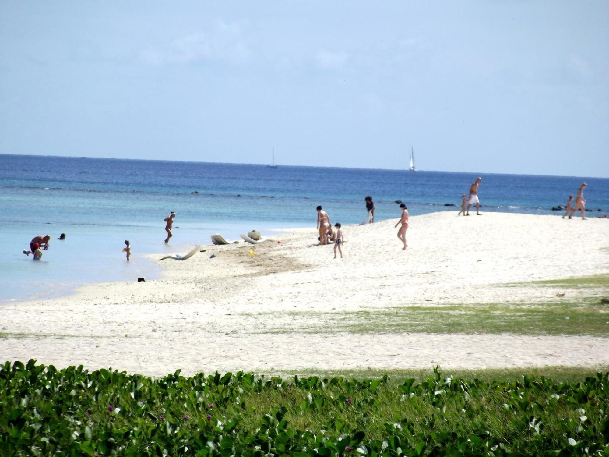 West Sand Holidays Licensed By The Tourism Authority 09926 Flic-en-Flacq Exteriör bild